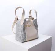 Uubags Dior Small Signature Bucket Bag Blue Dior Oblique Chambray with Raffia Effect and Light Biscuit Smooth Calfskin - 2