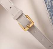 Uubags Dior Medium Signature Bucket Bag Blue Dior Oblique Chambray with Raffia Effect and Light Biscuit Smooth Calfskin - 5