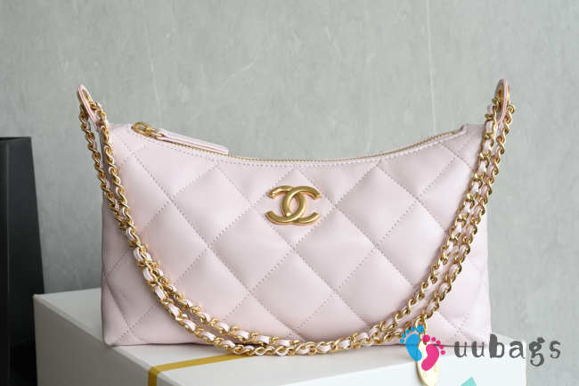 Uubags Chanel Large hobo bag shiny lambskin & gold-tone metal in pink 17x26x8cm - 1