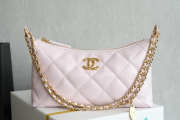 Uubags Chanel Large hobo bag shiny lambskin & gold-tone metal in pink 17x26x8cm - 1