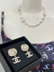 Uubags Chanel Pendant earrings metal & diamantés, gold & crystal - 4