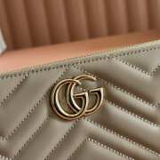 Uubags Gucci GG Marmont zip around wallet taupe matelassé chevron leather 19x10.5x2cm - 3