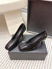 Uubags Chanel pumps in black crocodile-embossed calf leather - 1