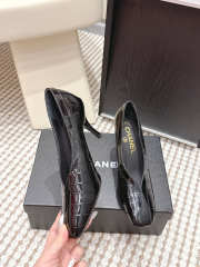 Uubags Chanel pumps in black crocodile-embossed calf leather - 3