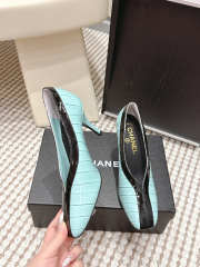 Uubags Chanel pumps in blue crocodile-embossed calf leather - 6