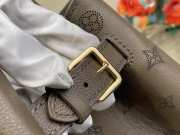 Uubags Louis Vuitton M27040 Vendome PM bag in taupe 22x14.5x28.5cm - 6