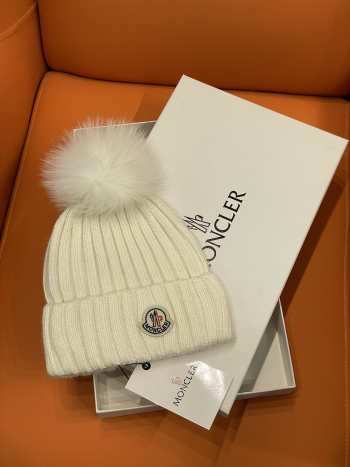 Uubags Moncler Wool Beanie Hat with Pom Pom 04