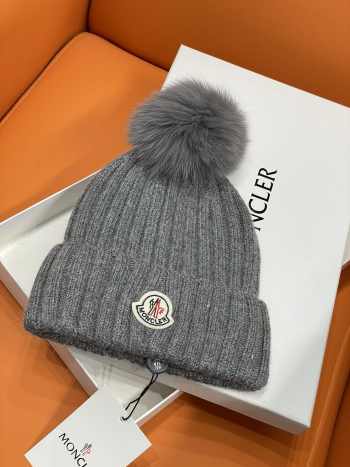 Uubags Moncler Wool Beanie Hat with Pom Pom 08