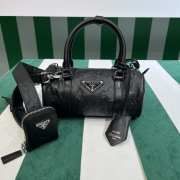 Uubags Prada Antique Leather Bowling Bag in Black 22x10x9cm - 1