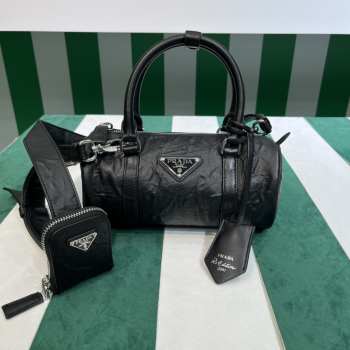 Uubags Prada Antique Leather Bowling Bag in Black 22x10x9cm
