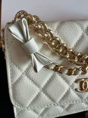 Uubags Chanel Mini Flap Bag with Bow In White Caviar Leather 17x12x4cm - 5