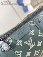 Uubags Louis Vuitton M27184 City Keepall Monogram Shadow Leather Green 27.5x16.5x15cm - 2