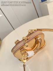 Uubags Louis Vuitton Mini Monogram Miroir Alma handbag Gold 18x12x8cm - 2