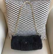 Uubags Manu Atelier Cylinder Shearling Black Bag 30x13cm - 5