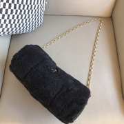 Uubags Manu Atelier Cylinder Shearling Black Bag 30x13cm - 4