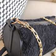 Uubags Manu Atelier Cylinder Shearling Black Bag 30x13cm - 2