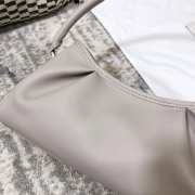 Uubags Elleme Dimple Leather Light Grey Bag 28x14.5x10cm - 6