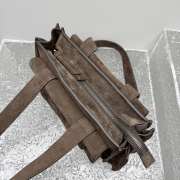 Uubags Miu Miu Utilitaire suede top-handle bag in dark brown 28x17.5x9cm - 3