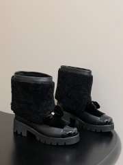 Uubags Chanel Shearling Lambskin, Calfskin, Lambskin & Patent Calfskin In Black - 1