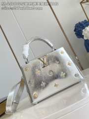 Uubags Louis Vuitton M48865 Capucines Silver Calskin Leather Bag 27x9x18cm - 1
