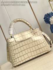 Uubags Louis Vuitton N92173 Capucines BB Bag Beige Crocodile Leather Bag 27x18x9cm - 4