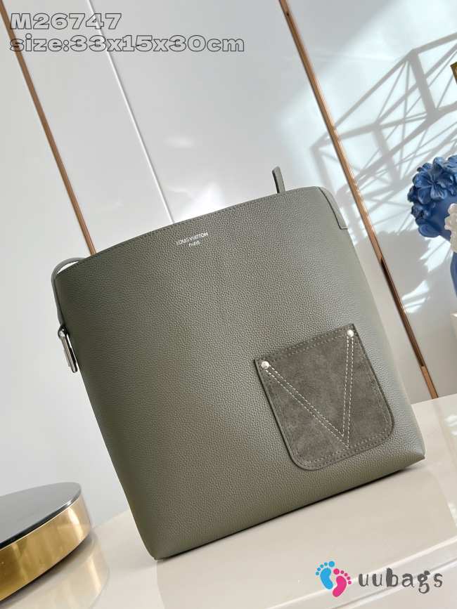 Uubags Louis Vuitton M26747 Verso Hobo Bag In Khaki Green 30x33x15.5cm - 1