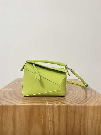 Uubags Loewe Mini Puzzle Bag In Light Moss Smooth Calfskin 18x12.5x8cm