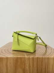 Uubags Loewe Mini Puzzle Bag In Light Moss Smooth Calfskin 18x12.5x8cm - 2