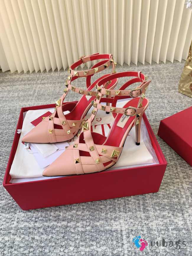 Uubags Valentino Studdy Kidskin Pumps In Pink 10cm - 1