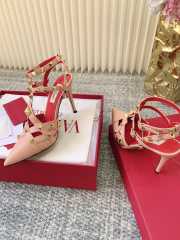 Uubags Valentino Studdy Kidskin Pumps In Pink 10cm - 4