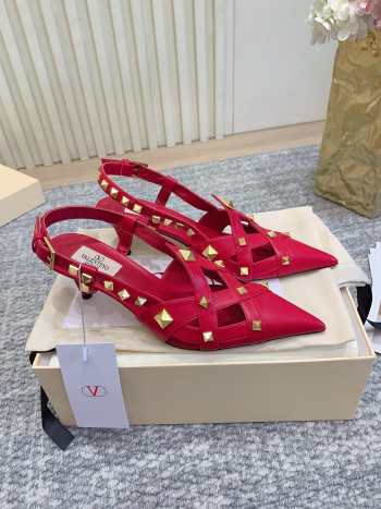 Uubags Valentino Studdy Kidskin Pumps In Red 7cm
