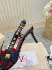 Uubags Valentino Studdy Kidskin Pumps In Black 7cm - 6