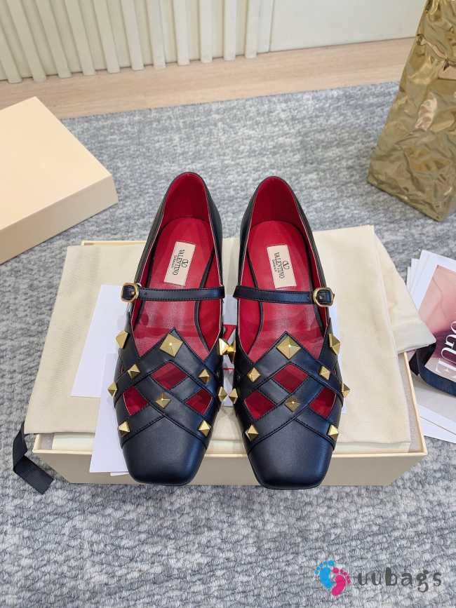 Uubags Valentino Studdy Mary Jane Ballet Shoes In Black  - 1