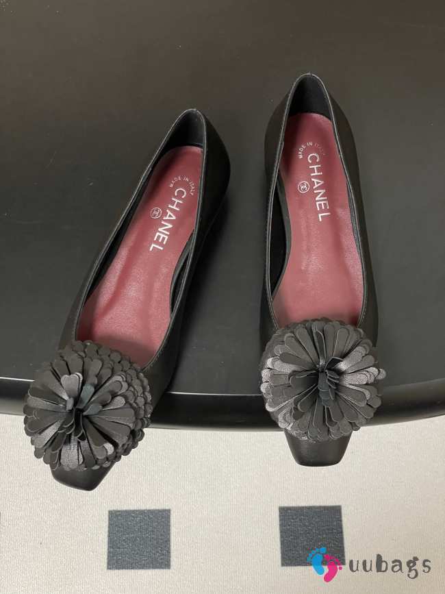 Uubags Chanel ballet flats with camellia flower 01 - 1