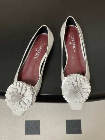 Uubags Chanel ballet flats with camellia flower 02