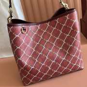 Uubags Gucci GG Emblem medium bucket bag in red and pink GG fabric 25x25x15cm - 5