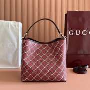 Uubags Gucci GG Emblem medium bucket bag in red and pink GG fabric 25x25x15cm - 4