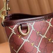 Uubags Gucci GG Emblem small bucket bag in red and pink GG fabric 19x18x11cm - 3