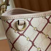 Uubags Gucci GG Emblem small bucket bag in pink and red GG fabric 19x18x11cm - 2