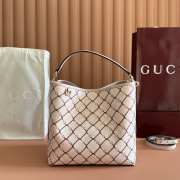 Uubags Gucci GG Emblem medium bucket bag in pink and red GG fabric 25x25x15cm - 1