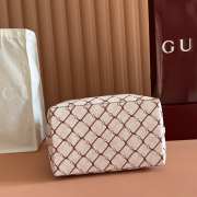 Uubags Gucci GG Emblem medium bucket bag in pink and red GG fabric 25x25x15cm - 3