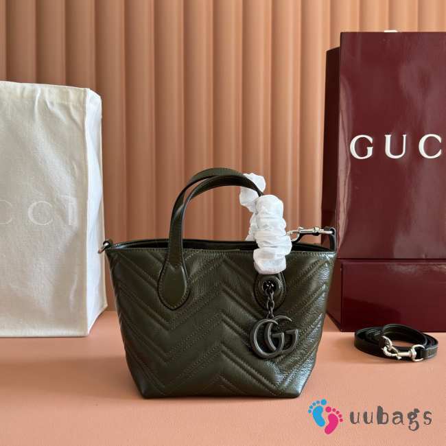 Uubags Gucci GG Marmont small forest green soft lightweight matelassé chevron nappa leather tote bag 17.5x17x12.5cm - 1