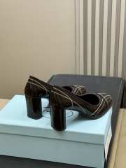 Uubags Prada Square-Toe Patent Leather Pumps In Dark Brown - 5