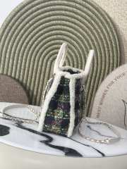 Uubags Chanel Medium Shopping Bag Tweed, Shearling Lambskin & Gold-Tone Metal In Green & Purple 33cm - 2