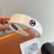 Uubags Louis Vuitton Padded Headband White - 4