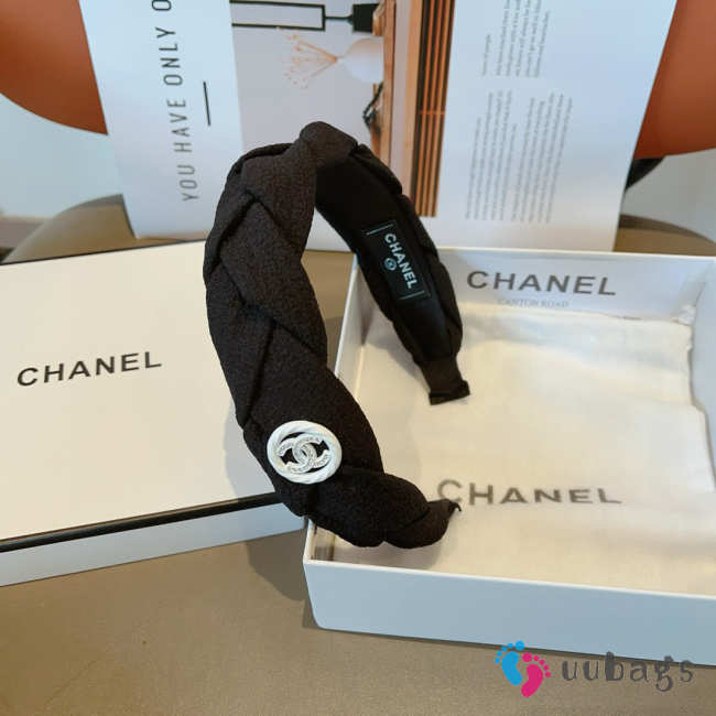 Uubags Chanel Braided Fabric Headband with Button Detail Black - 1