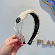 Uubags Chanel Braided Fabric Headband with Button Detail White - 6