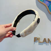 Uubags Chanel Braided Fabric Headband with Button Detail White - 4