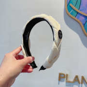 Uubags Chanel Braided Fabric Headband with Button Detail White - 5