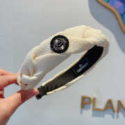 Uubags Chanel Braided Fabric Headband with Button Detail White - 3